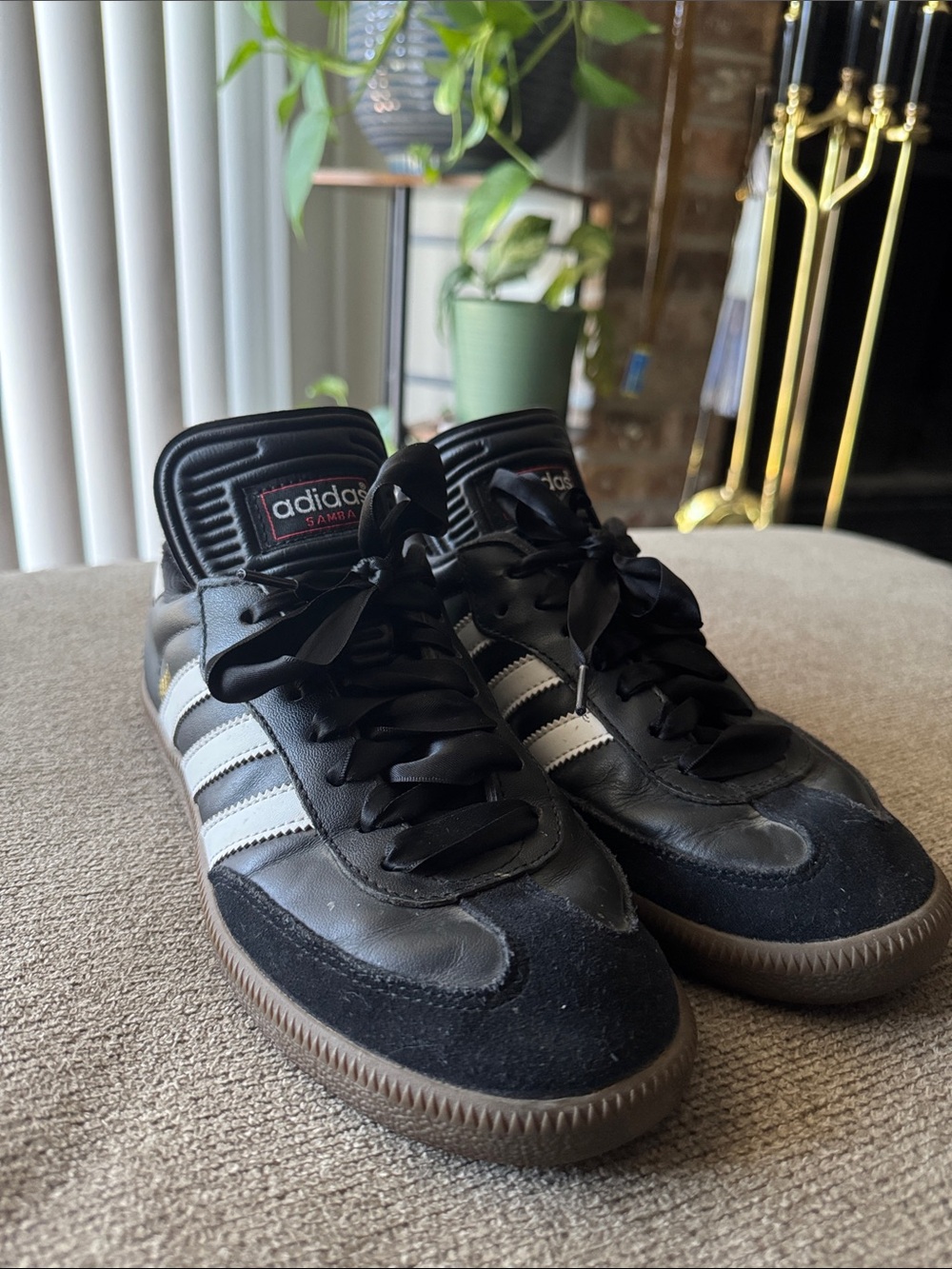 adidas Samba Women’s Sneakers Black with White Stripes - Picture 9 of 10